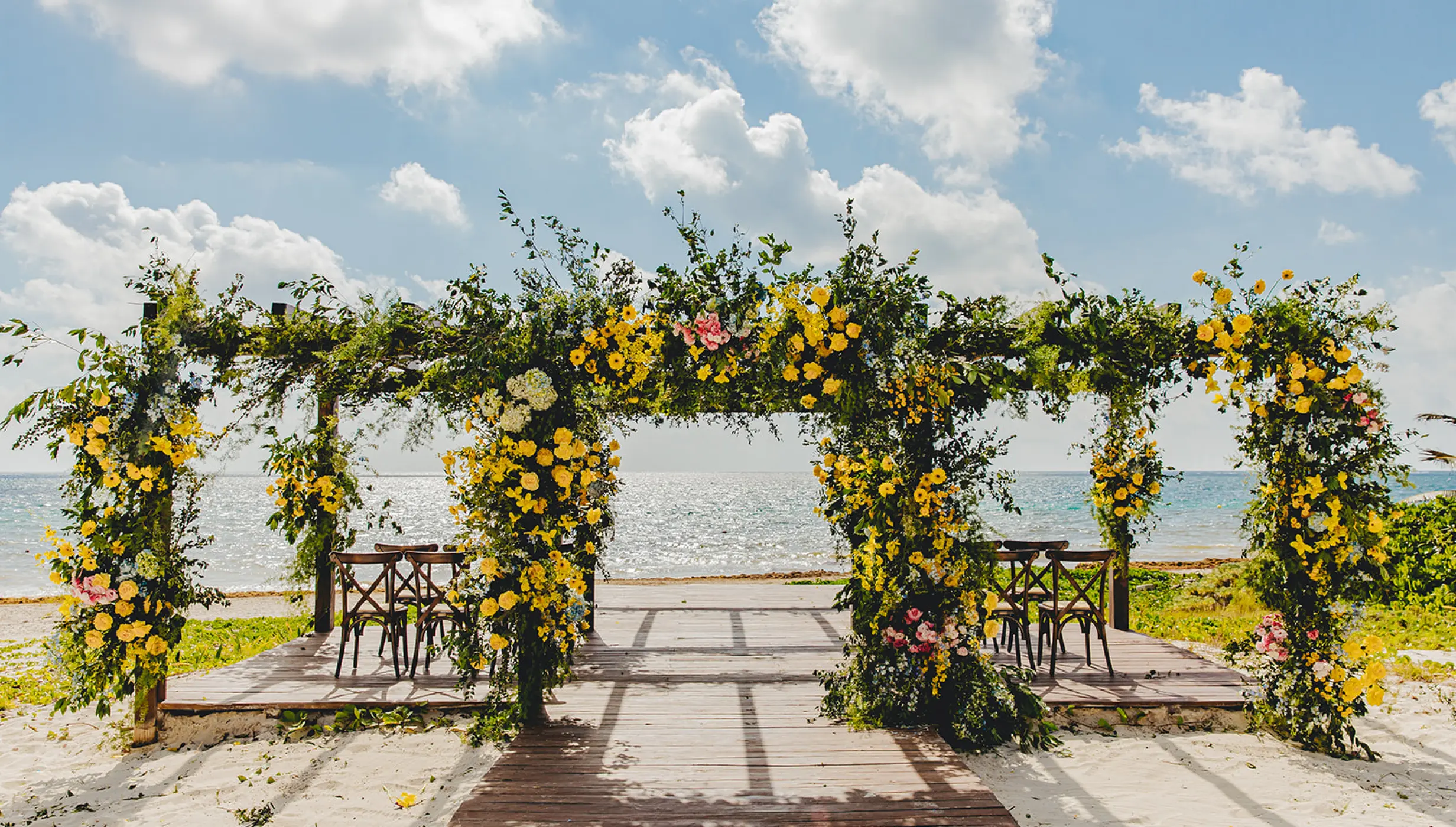 Vista del mar Pergola and Terrace at Dreams Sapphire