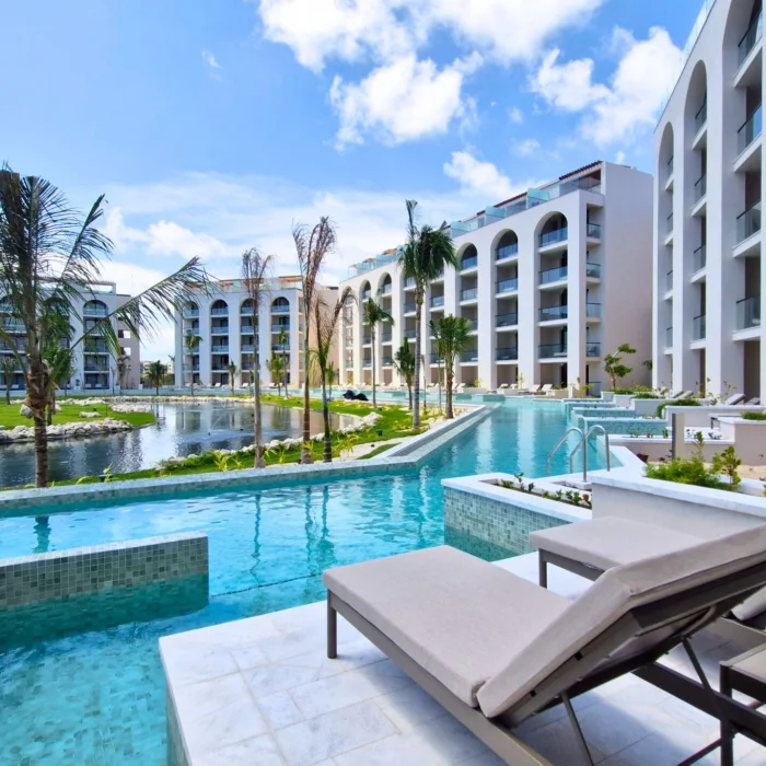 Excellence Coral Playa Mujeres accommodations and pools of swim out suites