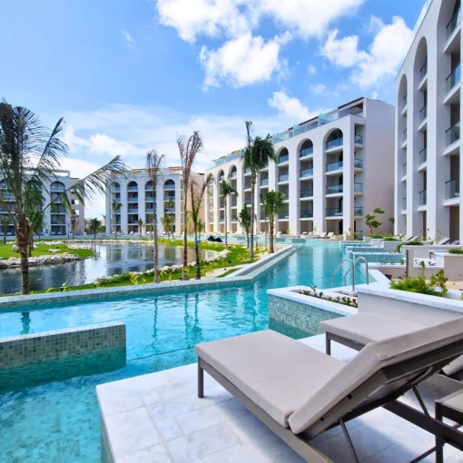 Excellence Coral Playa Mujeres accommodations and pools of swim out suites