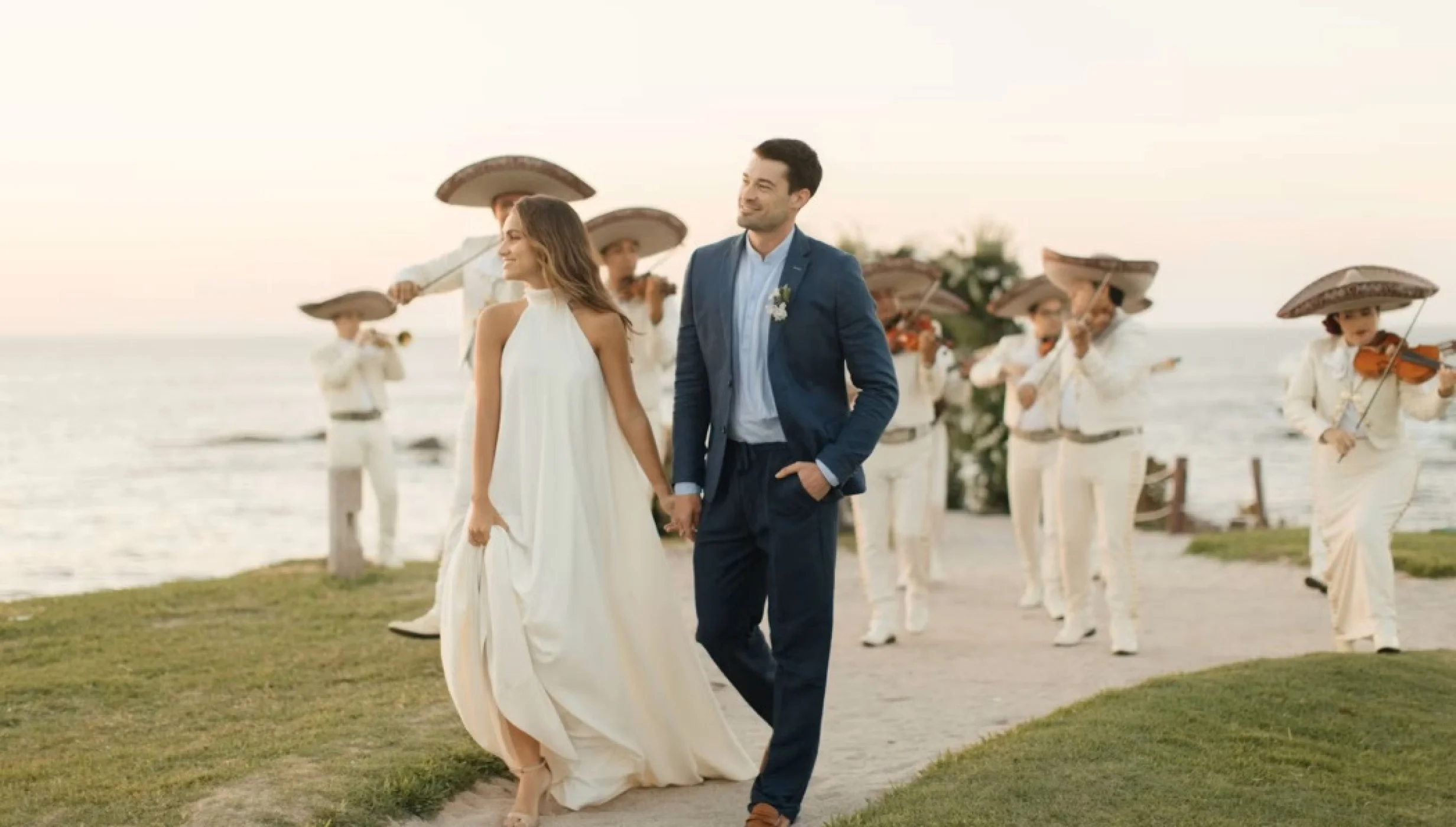 bride groom and mariachi band at four seasons resort punta mita