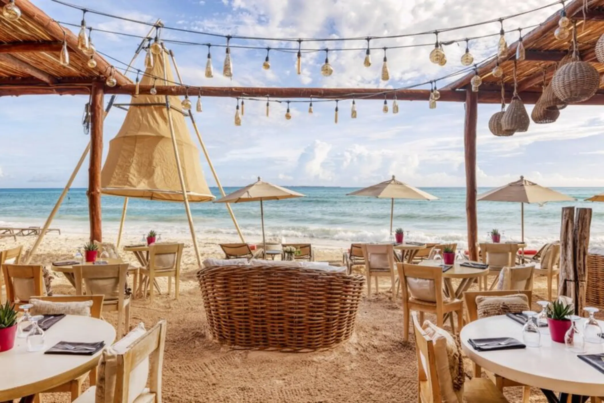 Nah Kaax open-air beachfront restaurant at Grand Fiesta Americana Coral Beach, Cancun