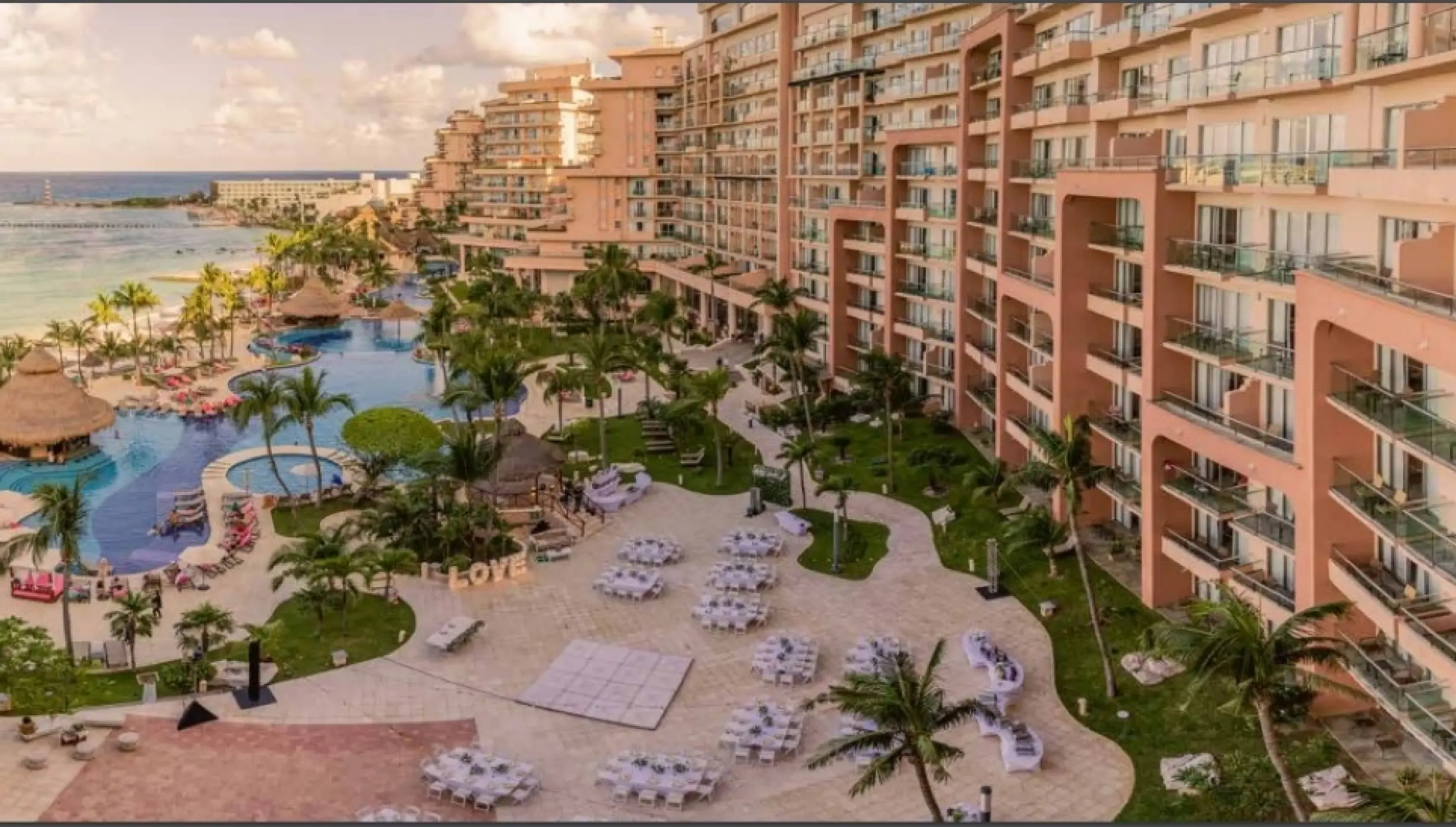 Aerial view of a terrace wedding reception at Grand Fiesta Americana Coral Beach, Cancun