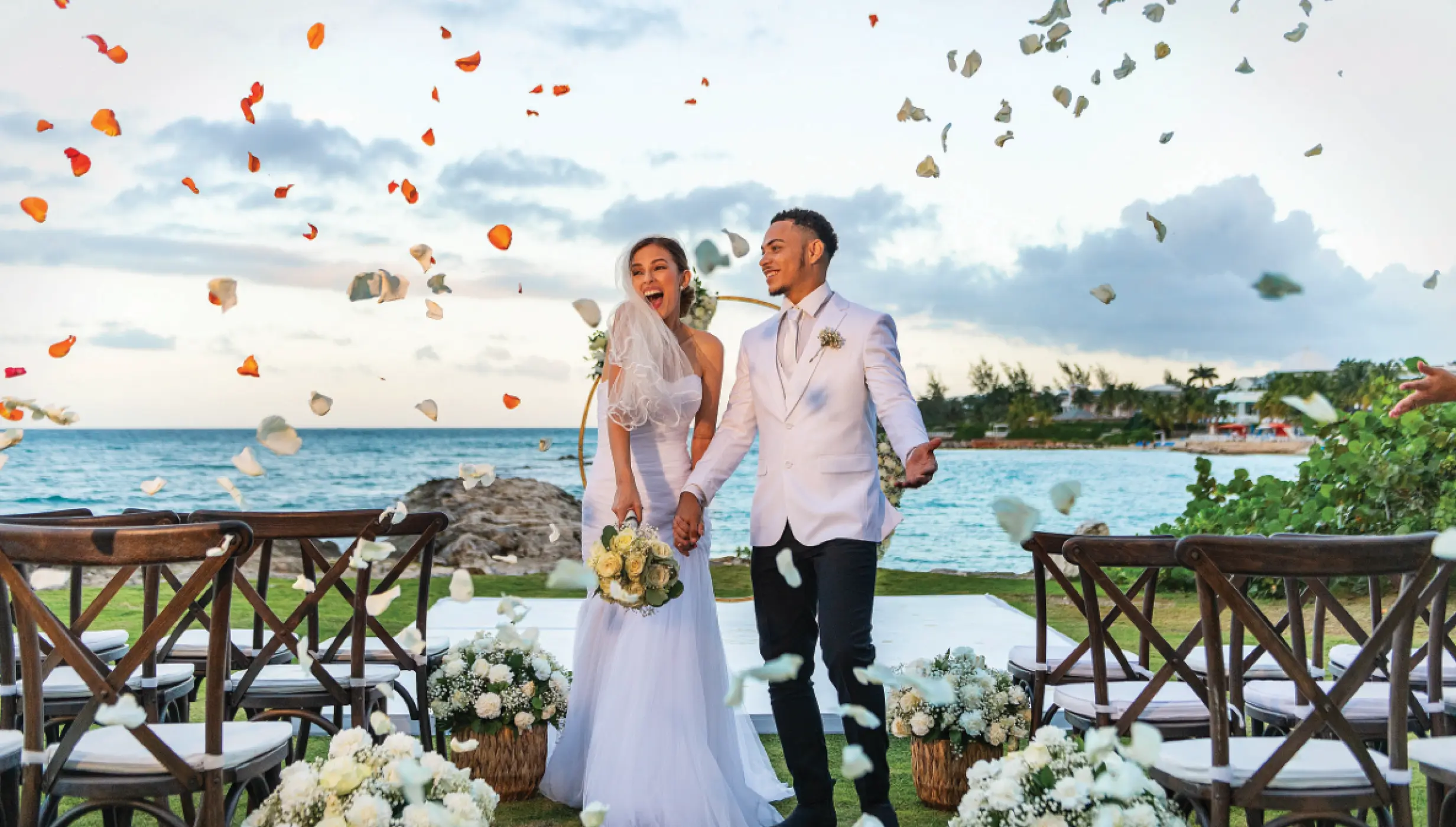 bride and groom at the bungalow lawn venue at grand palladium jamaica