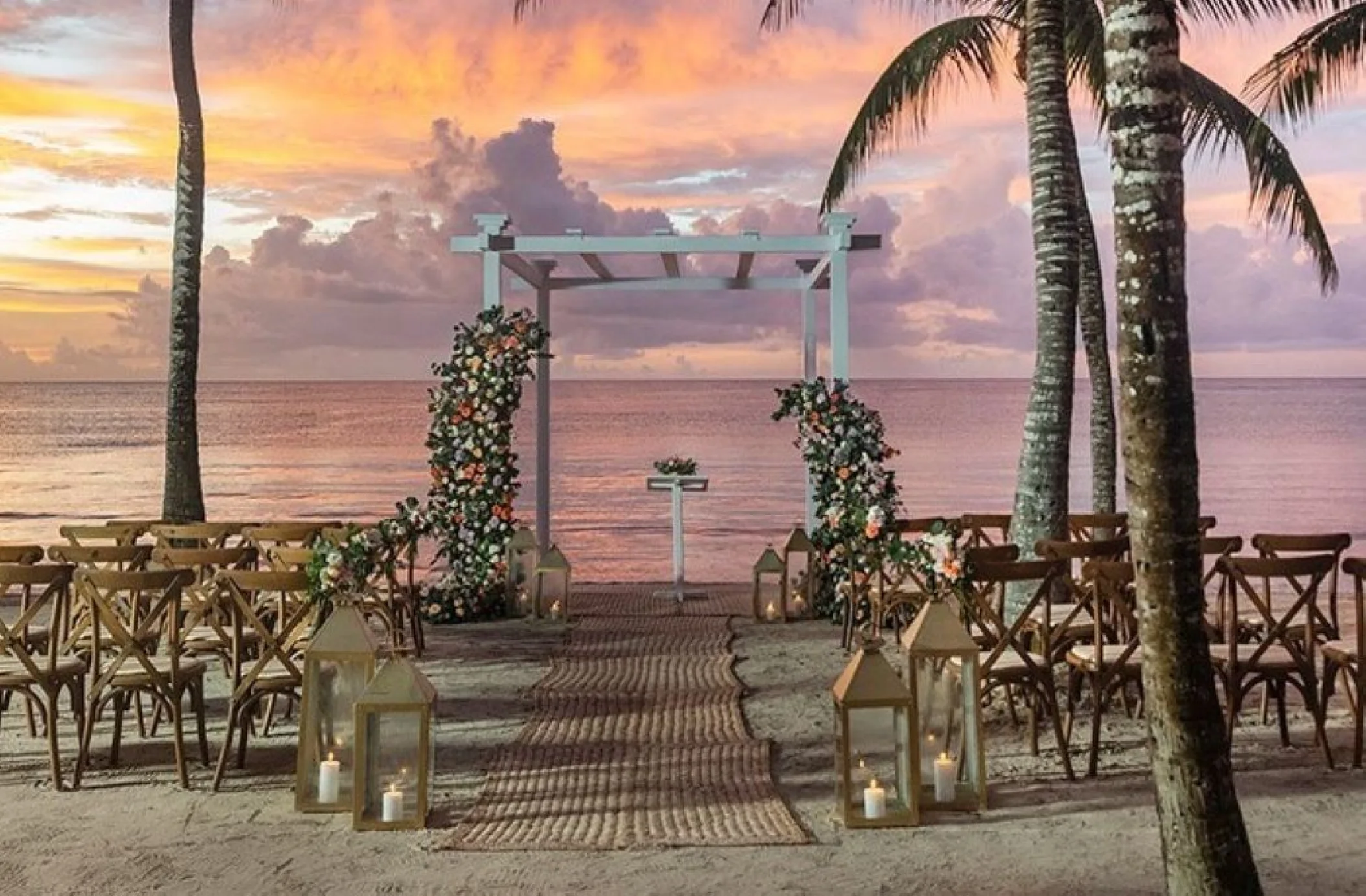 garden blooms package decor at palladium resorts