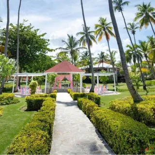 Garden gazebo wedding ceremony at Grand Palladium Punta Cana, Punta Cana