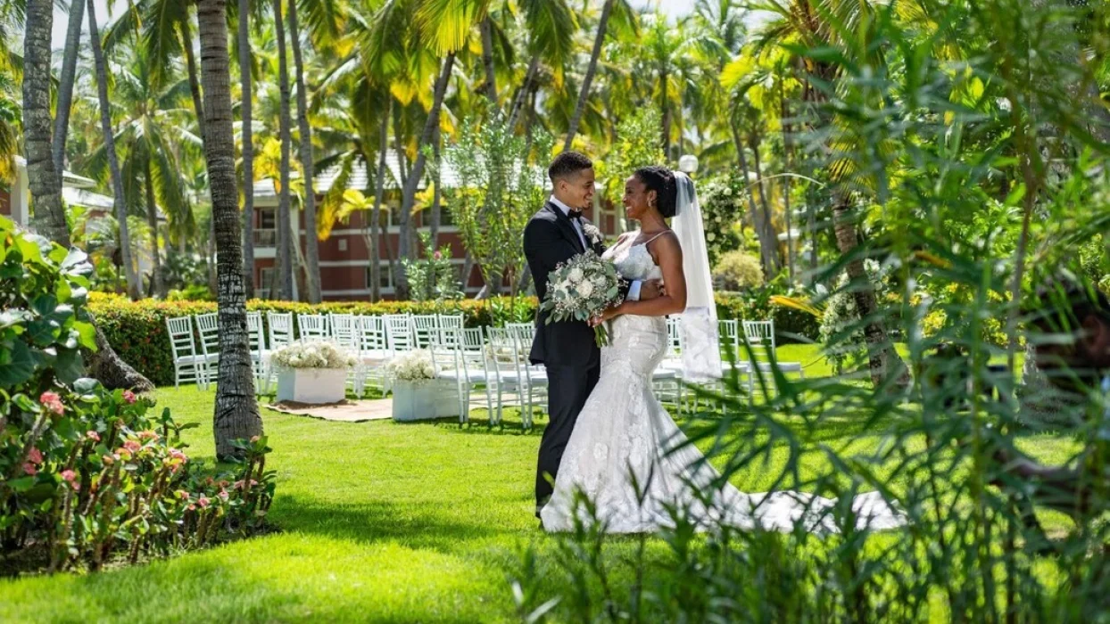 bride and groom at the garden venue at Grand Palladium Punta Cana