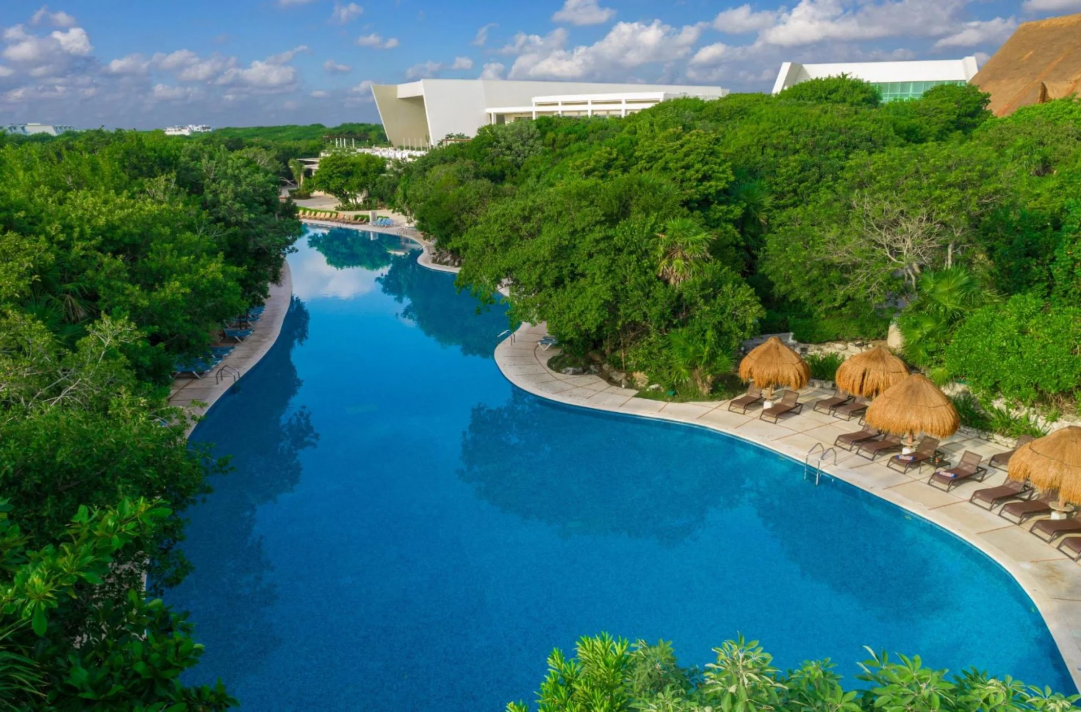 lazy river at Grand Sirenis Riviera Maya