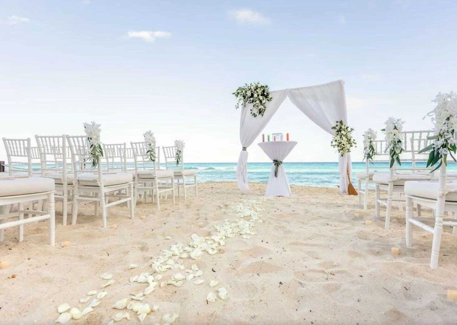 beach wedding venue at Hilton Cancun Mar Caribe