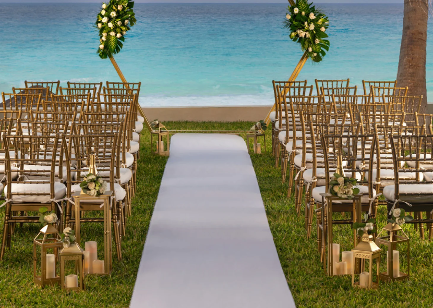 south garden venue at Hilton Cancun Mar Caribe