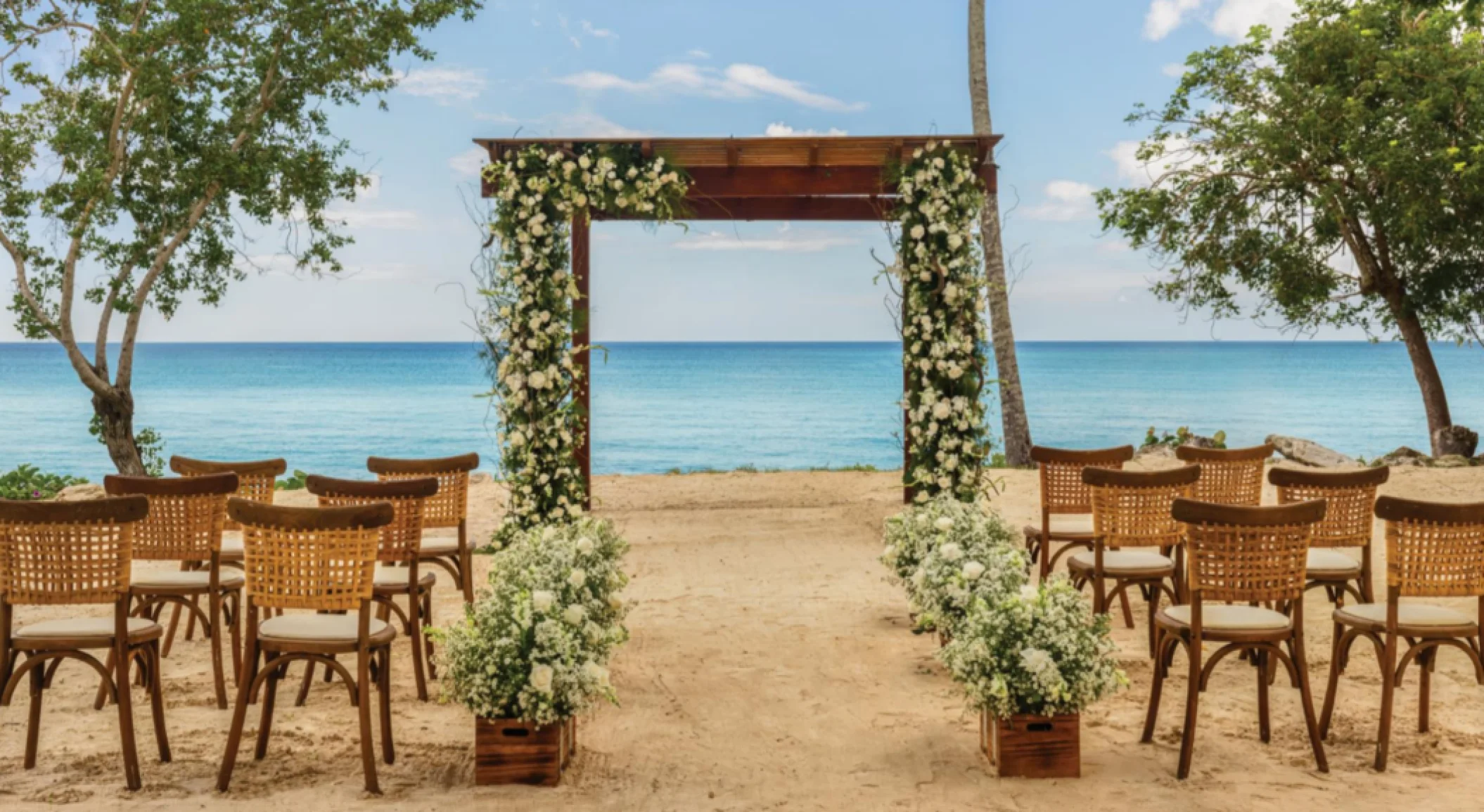 beach gazebo venue at Dreams La Romana Resort & Spa
