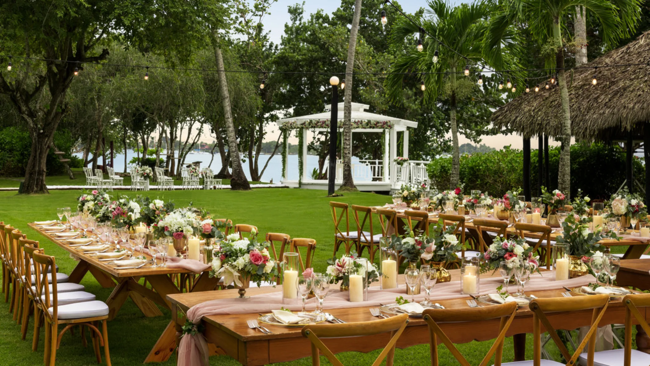 garden gazebo venue at Dreams La Romana