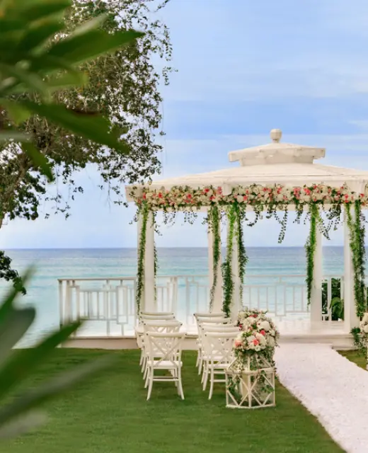 garden gazebo venue at Dreams La Romana Resort & Spa