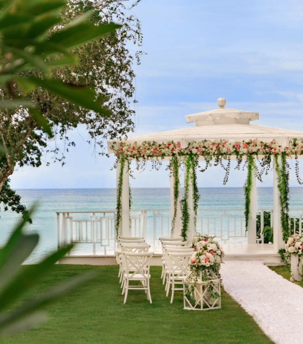 garden gazebo venue at Dreams La Romana Resort & Spa