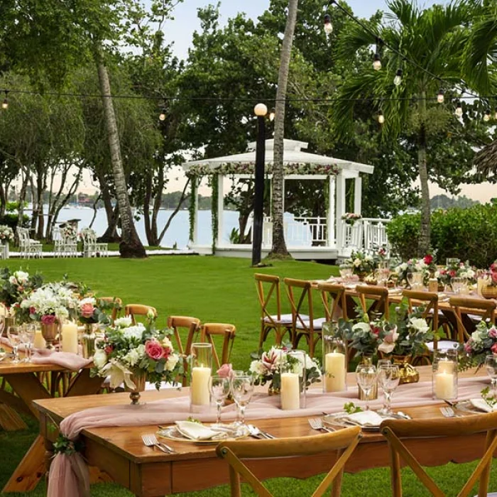 Dinner reception at the garden gazebo at Secrets La Romana