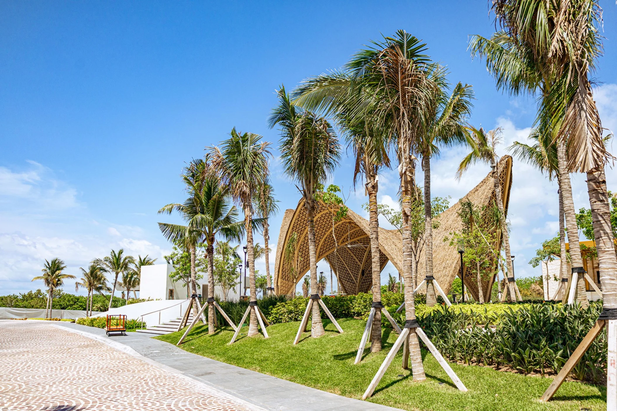 Tierra Luna wedding venue at Garza Blanca and Hotel Mousai Cancun