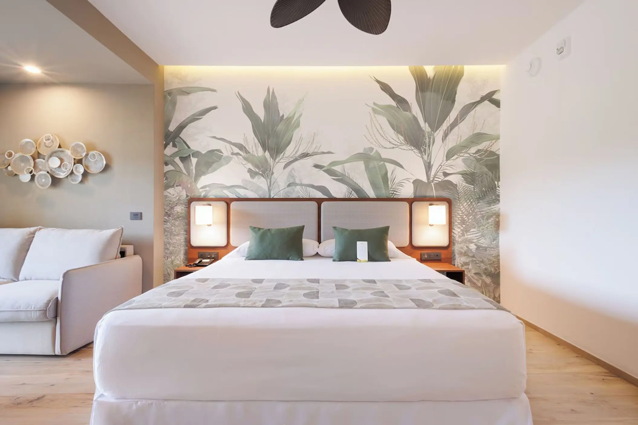 suite at Hotel Riu Guanacaste