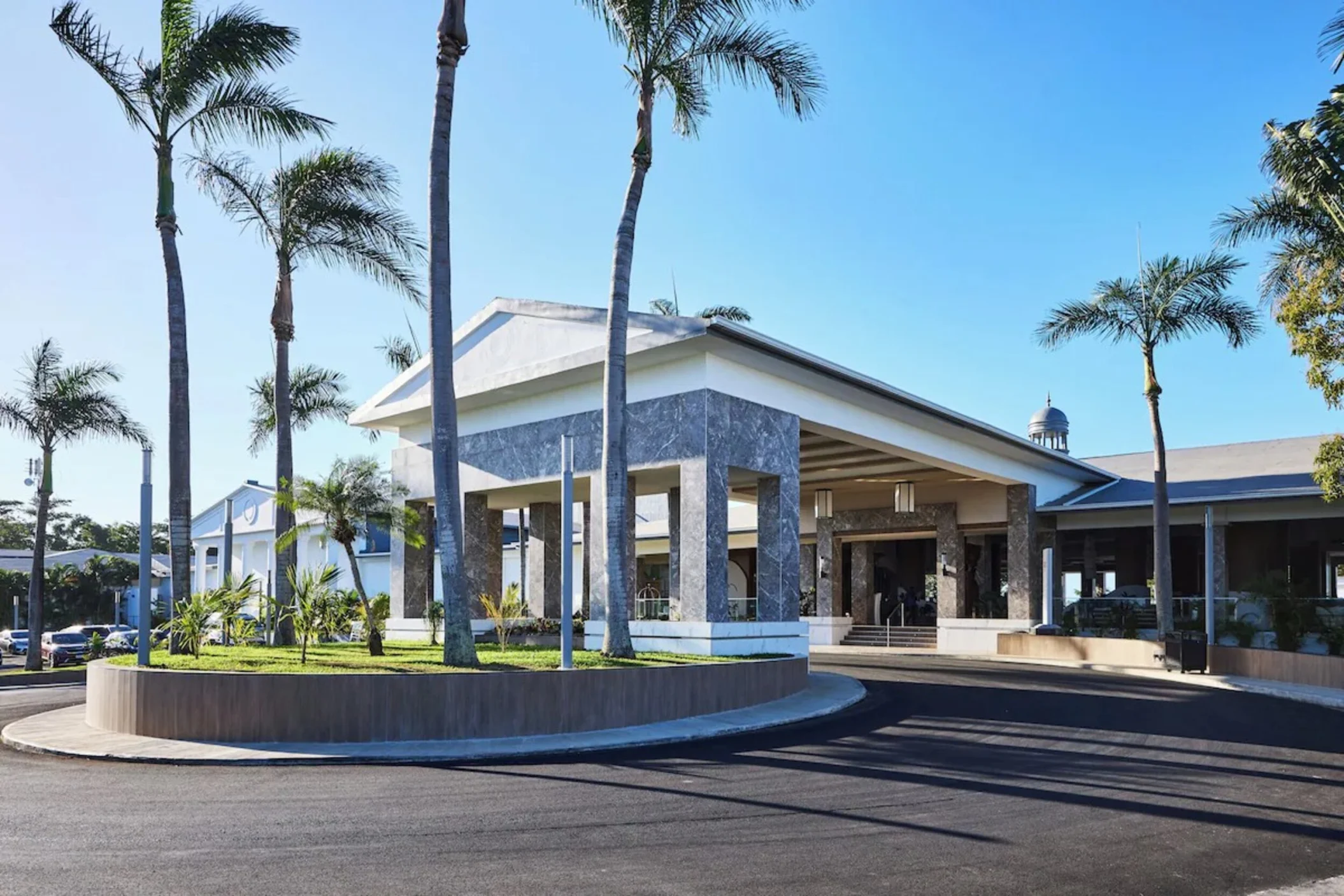 Grand entrance to Hotel Riu Negril