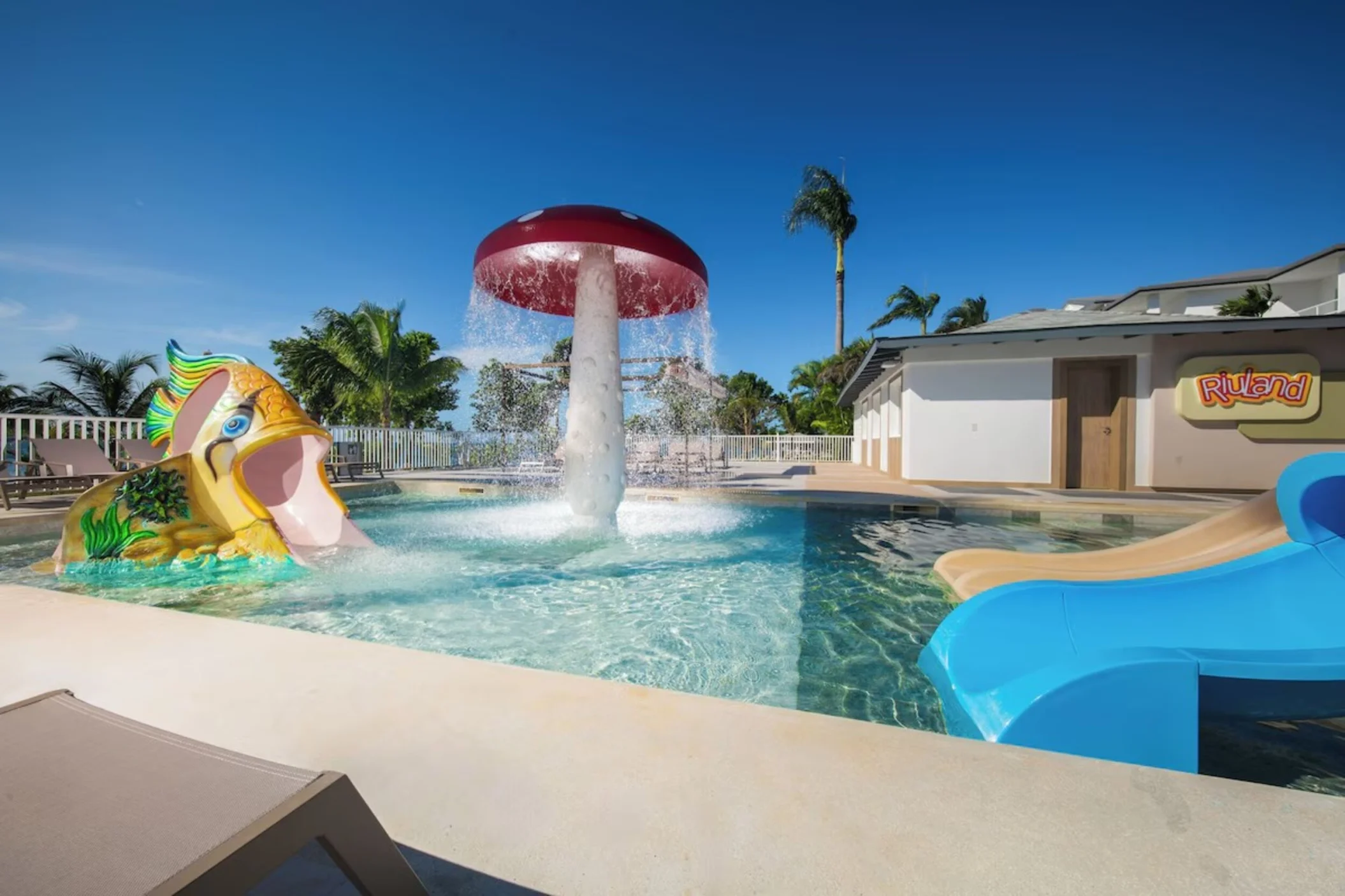 Pool for kids at Hotel Riu Negril