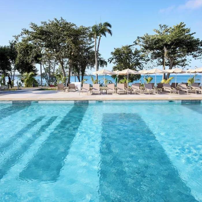 Pool at Hotel Riu Negril