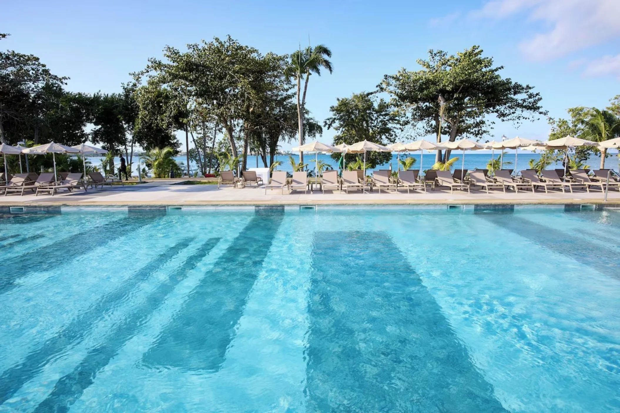 Pool at Hotel Riu Negril
