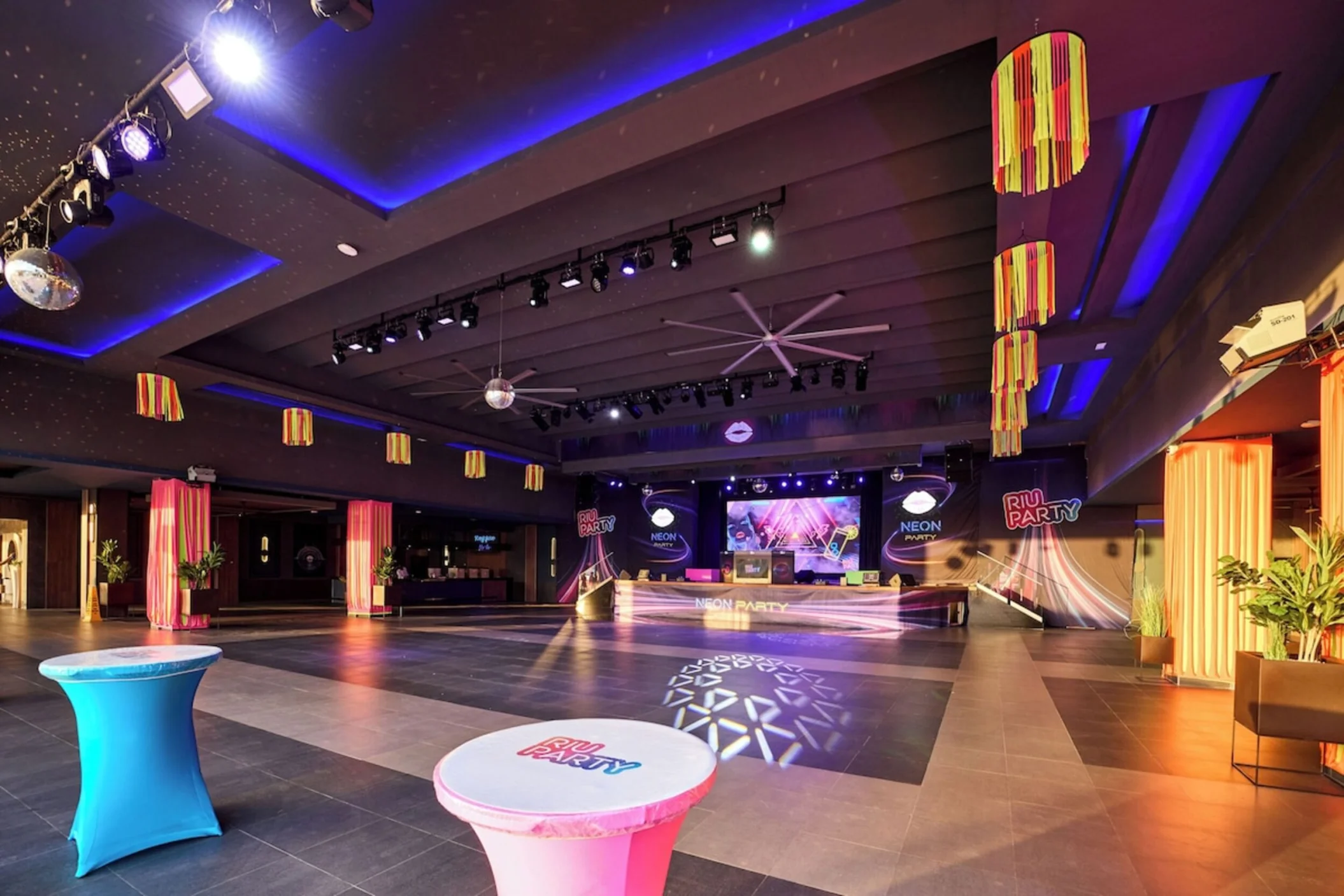 Neon party at Hotel Riu Negril