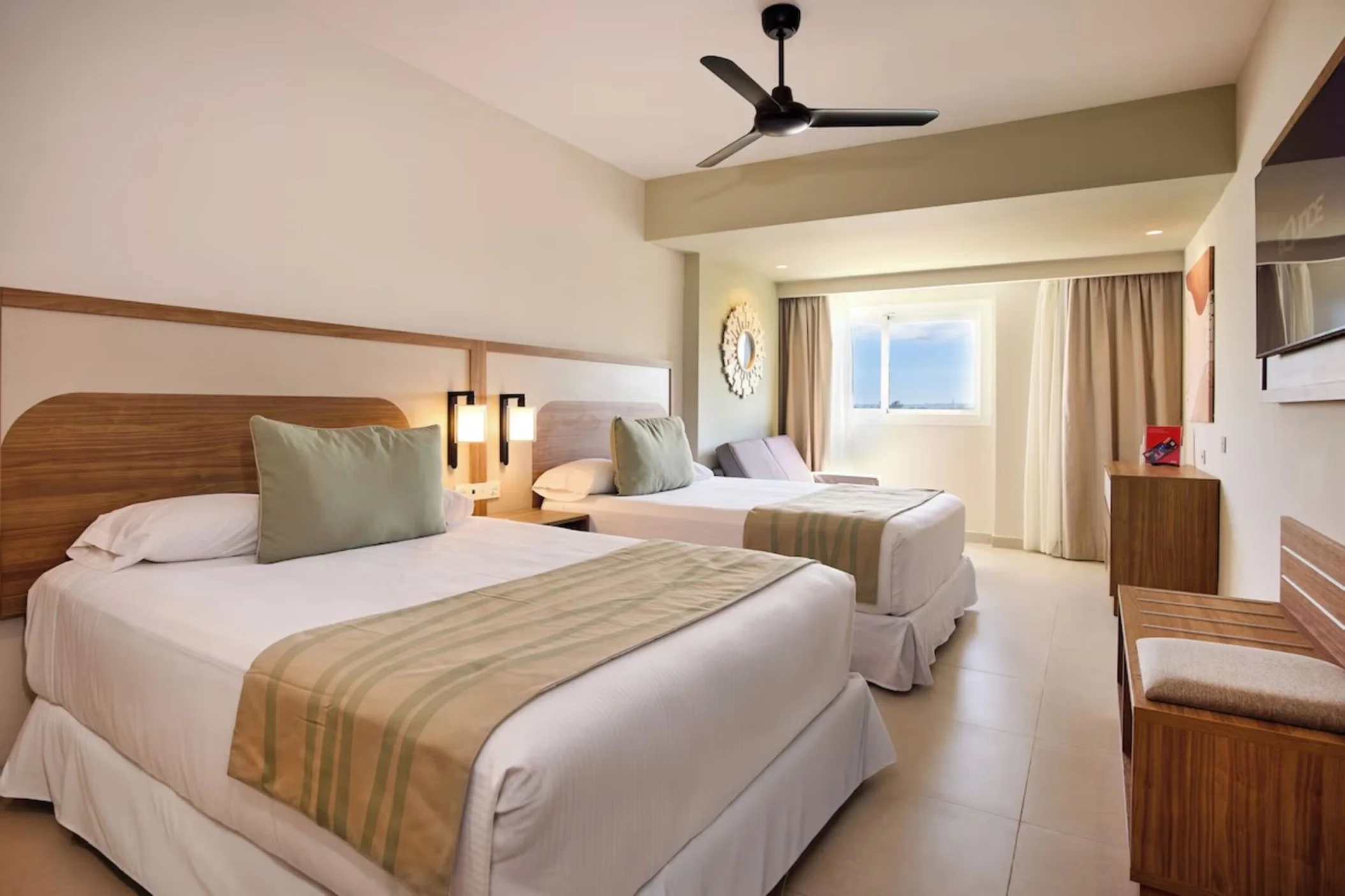 Room with 2 beds at Hotel Riu Negril
