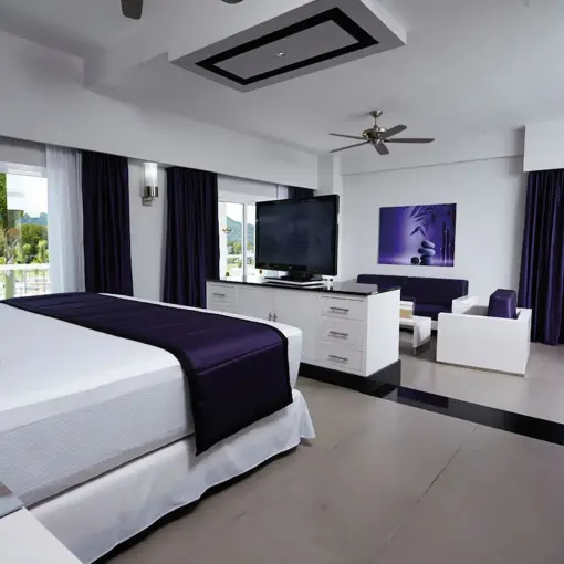 suite at Hotel Riu Palace Costa Rica