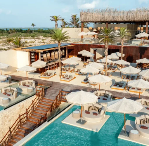 ennea beach club at Hyatt Vivid Grand Island
