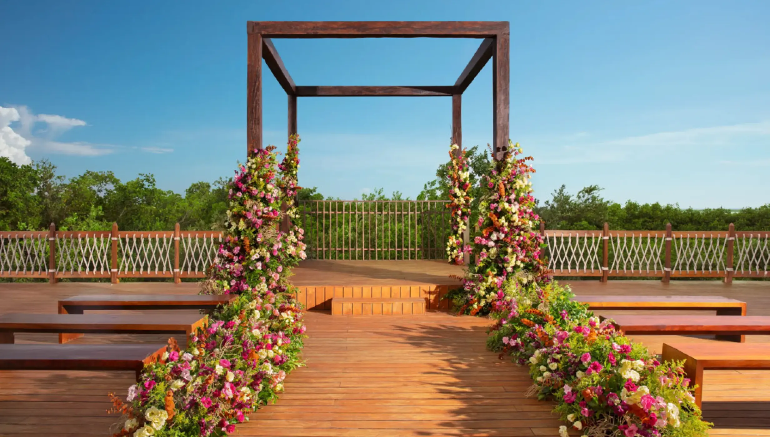 wedding gazebo venue at Hyatt Vivid Grand Island