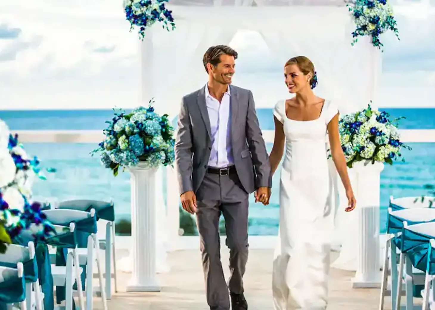 Couple in the gazebo at Hyatt Zilara Rose hall
