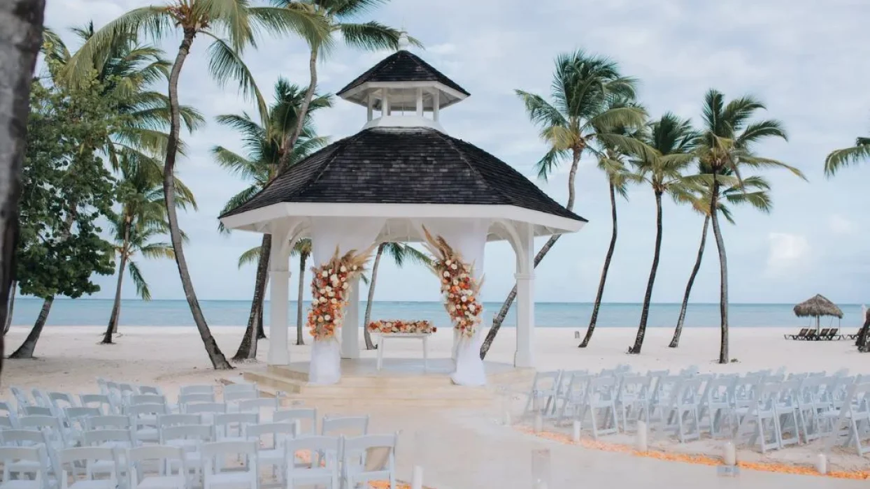 ziva beach gazebo venue at hyatt ziva cap cana