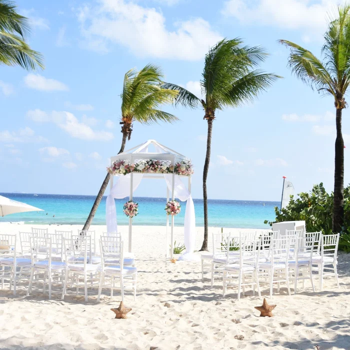 beach venue shared between Iberostar Waves Tucan and Quetzal
