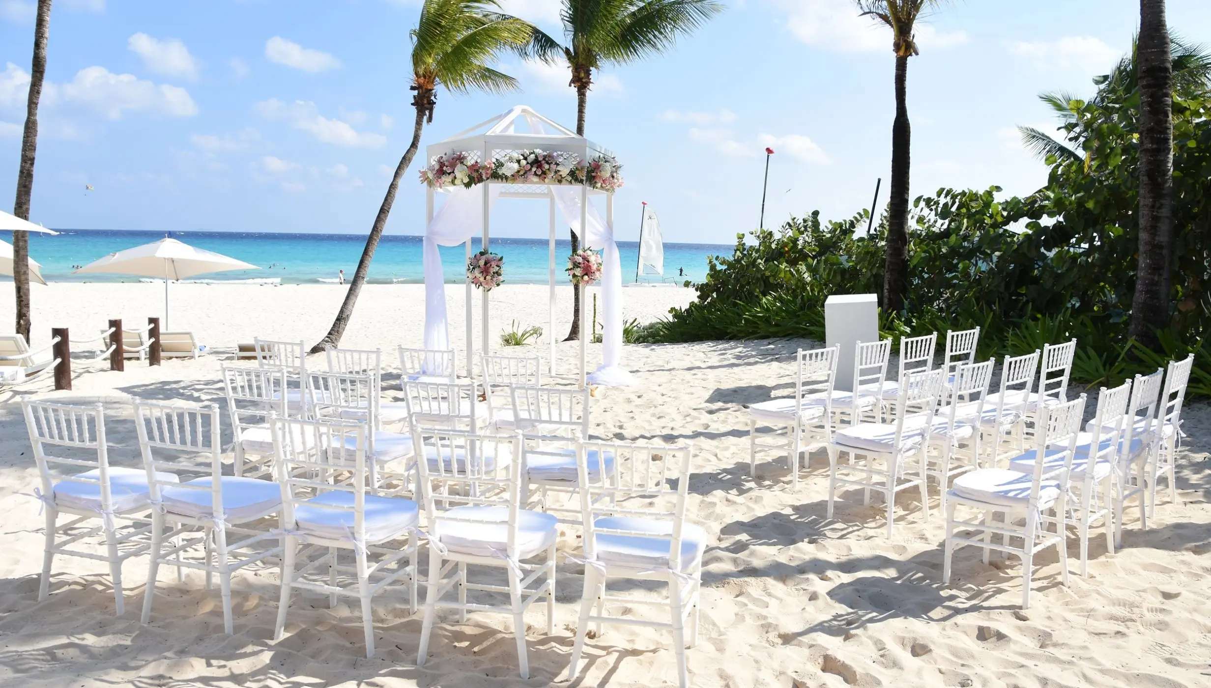 beach venue shared between Iberostar Waves Tucan and Quetzal