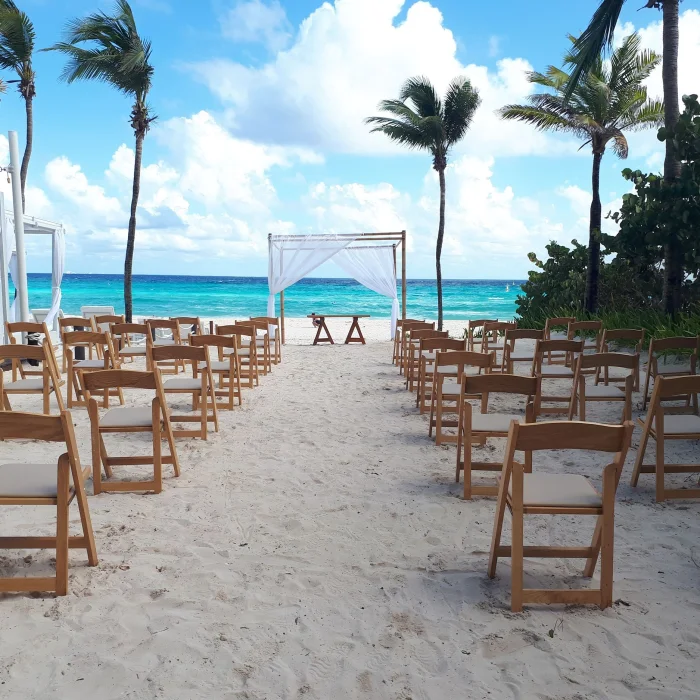 beach venue shared between Iberostar Waves Tucan and Quetzal