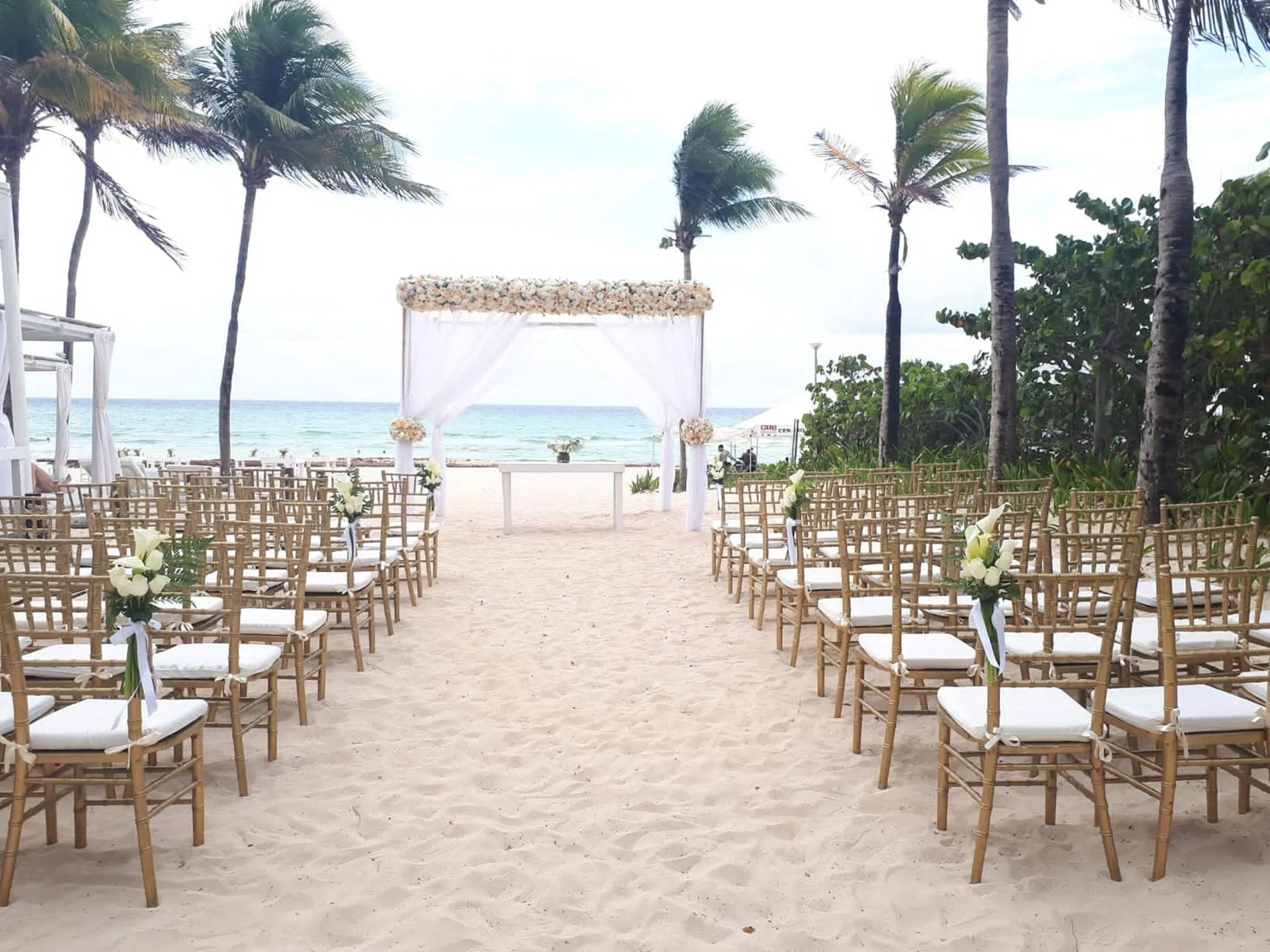 beach venue shared between Iberostar Waves Tucan and Quetzal