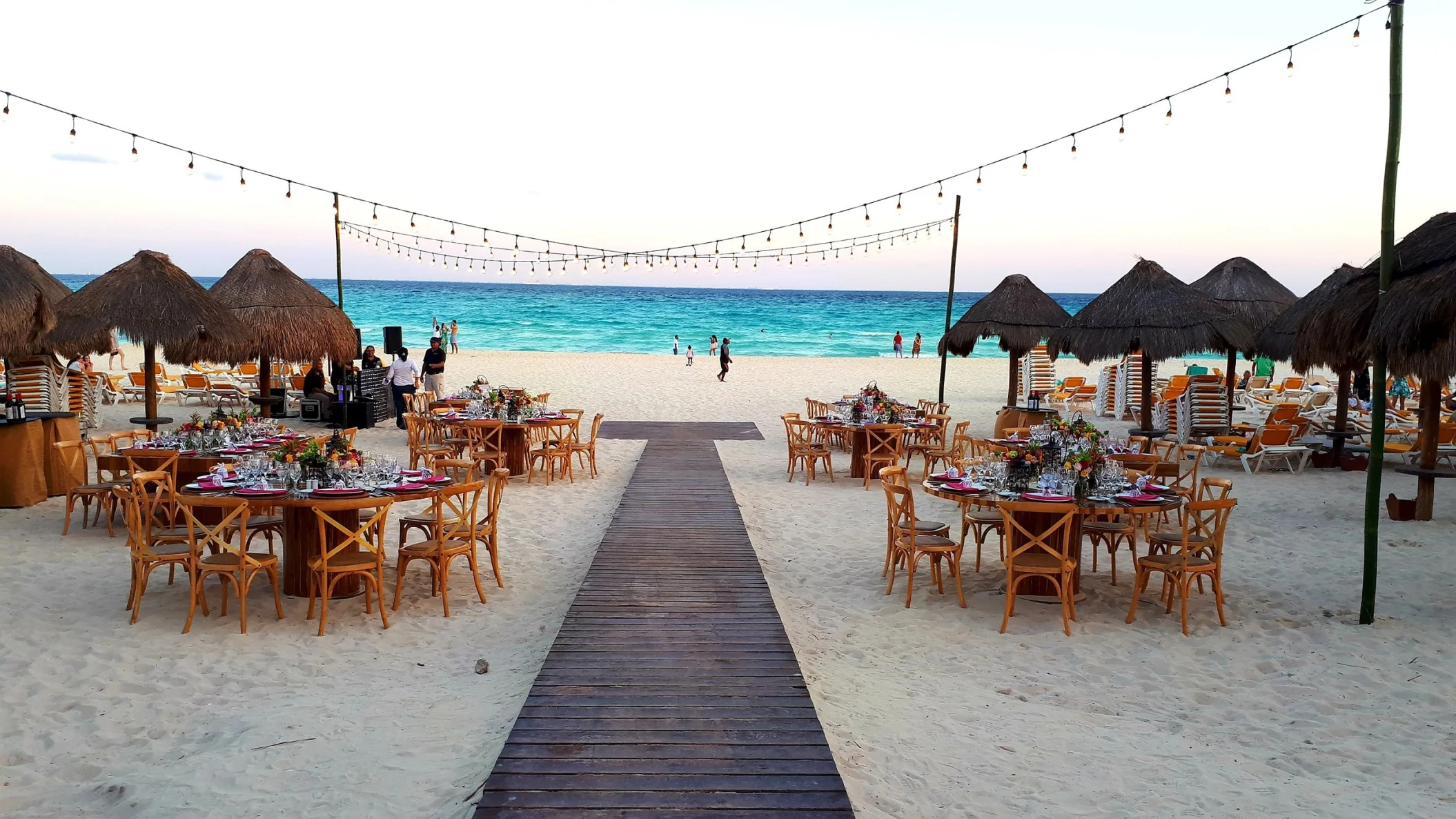 beach venue shared between Iberostar Waves Tucan and Quetzal