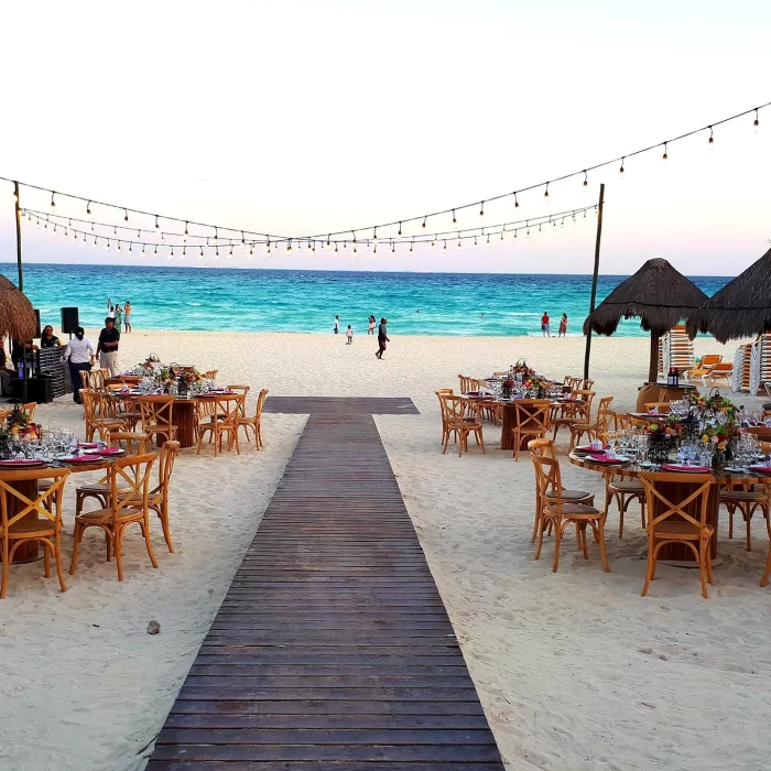 beach venue shared between Iberostar Waves Tucan and Quetzal
