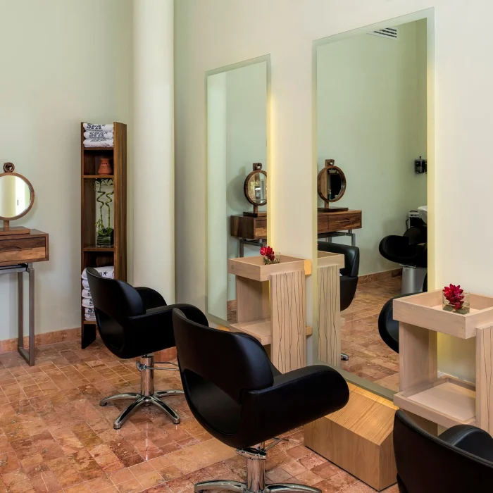 salon at Iberostar Waves Tucan and Quetzal