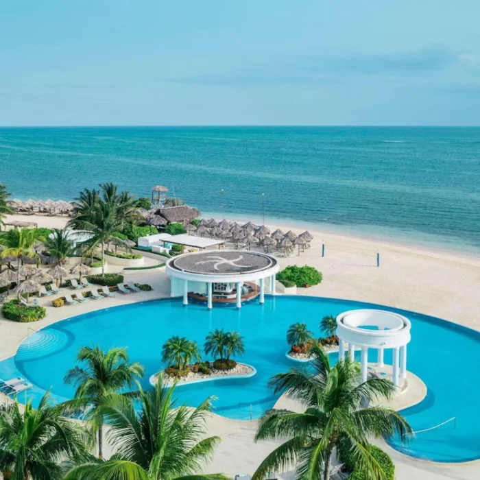 Infinity pool at Iberostar Selection Rose Hall Suites