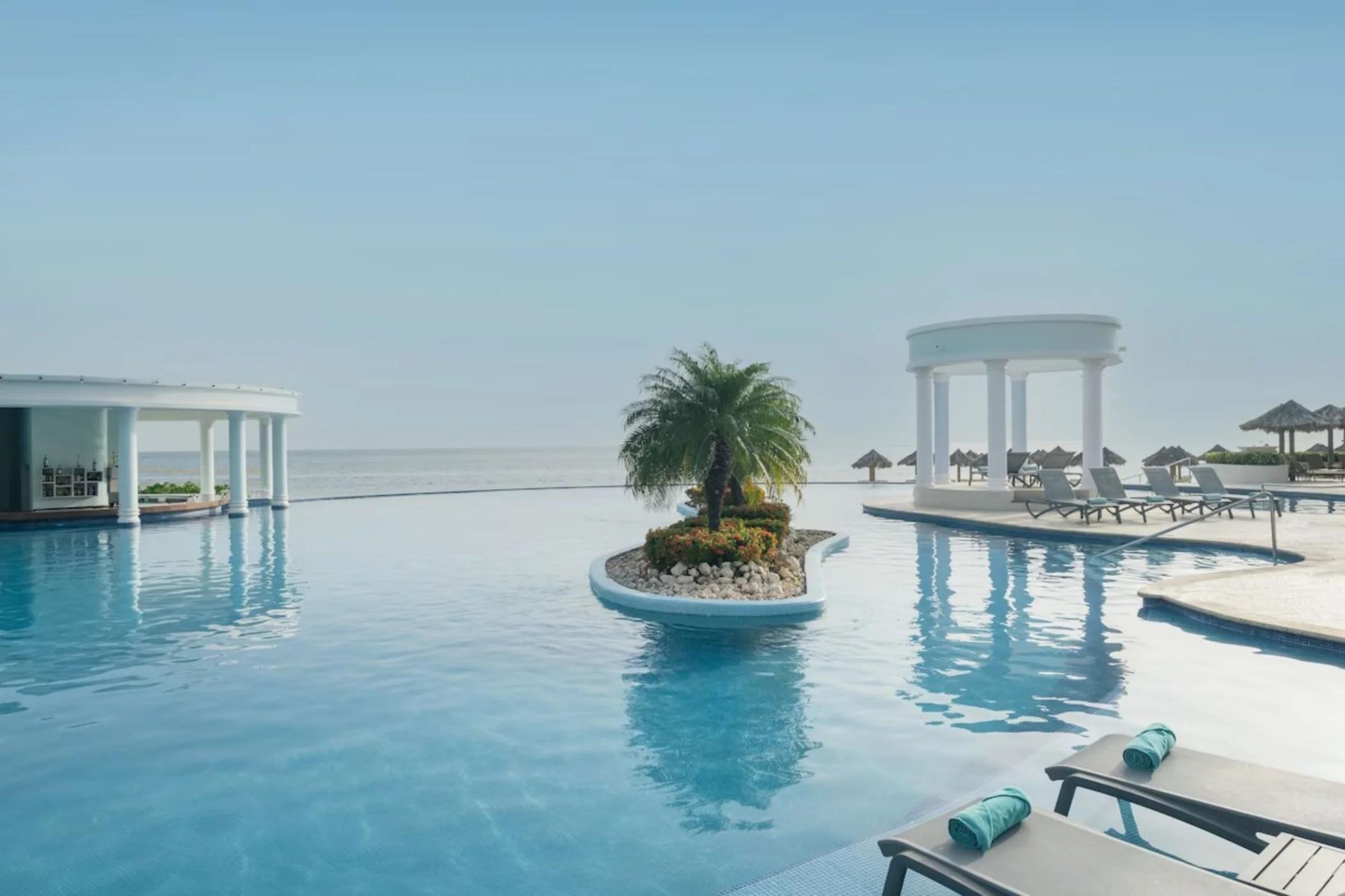 Infinity pool gazebo venue at Iberostar Selection Rose Hall Suites