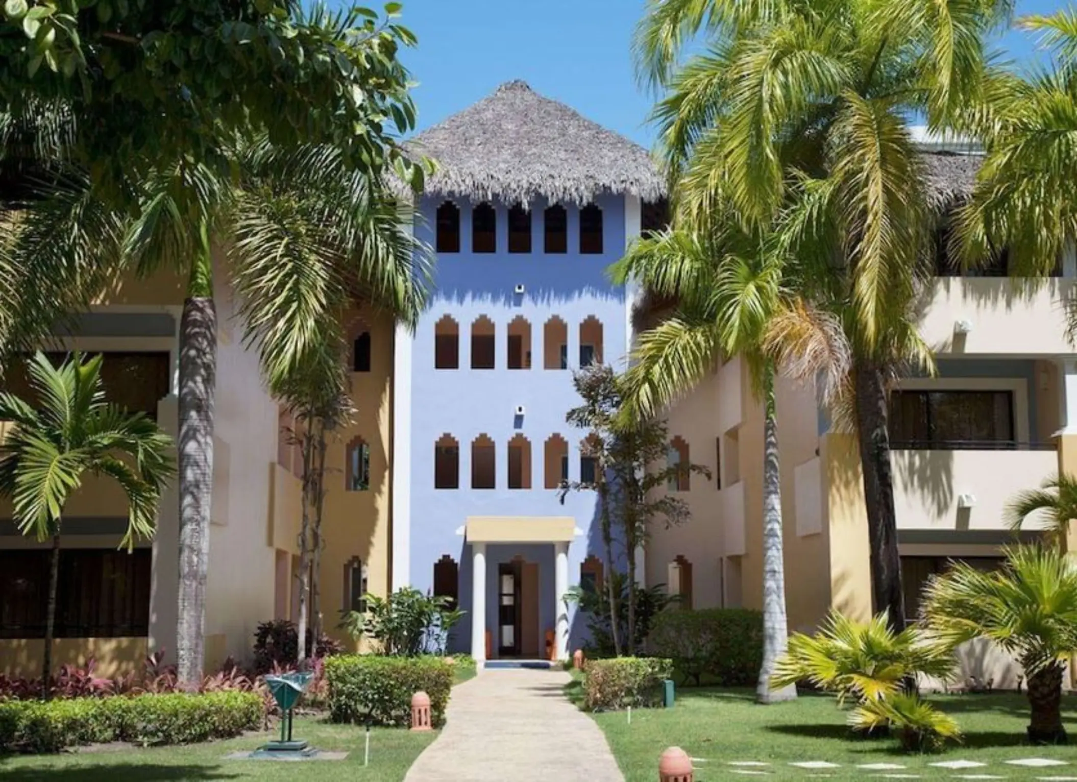 Iberostar Waves Costa Dorada accommodation buildings and palm trees, Puerto Plata
