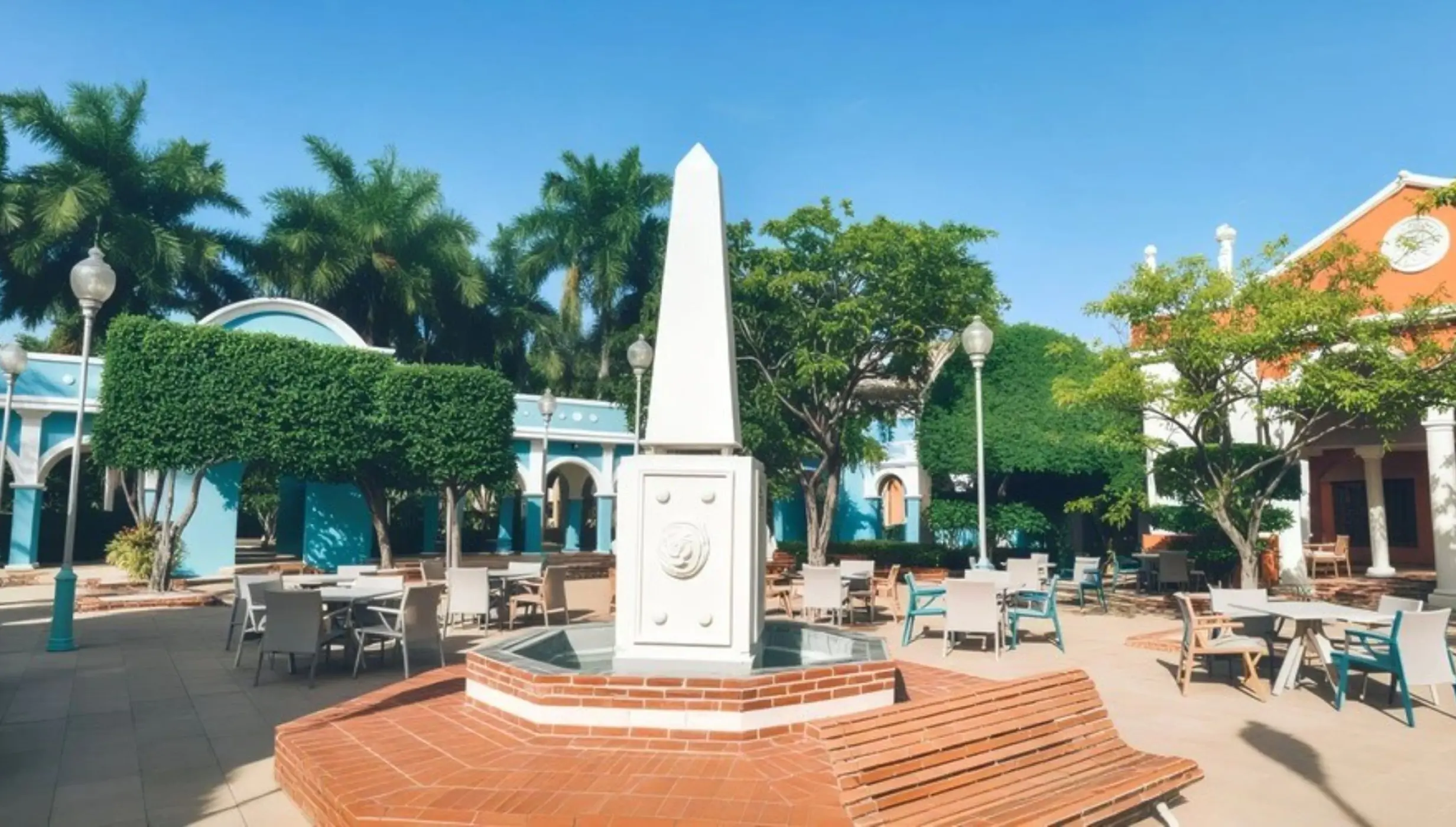 Plaza Colonial obelisk and outdoor seating at Iberostar Waves Costa Dorada, Puerto Plata
