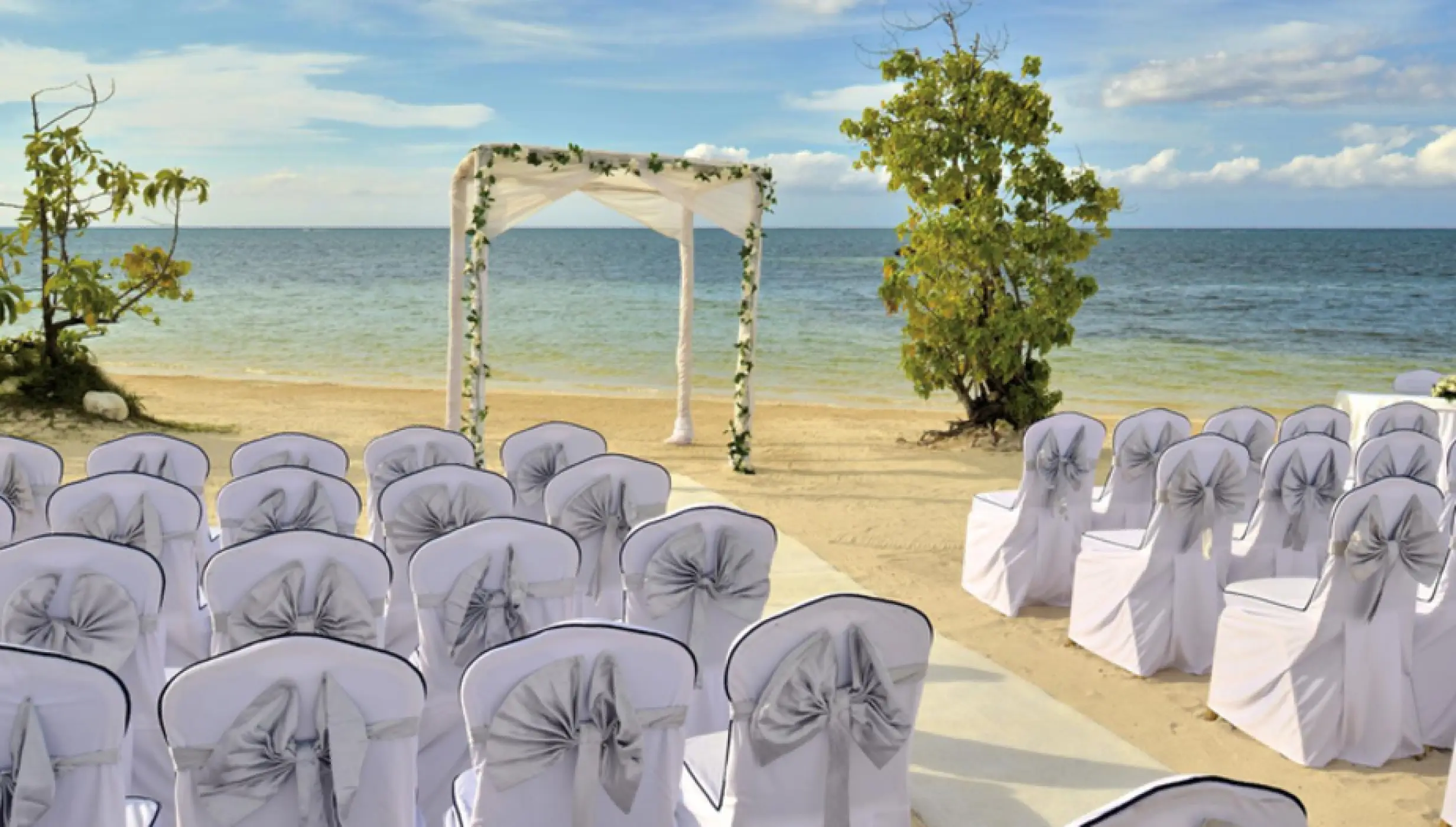 beach wedding venue at Iberostar Waves Rose Hall Beach