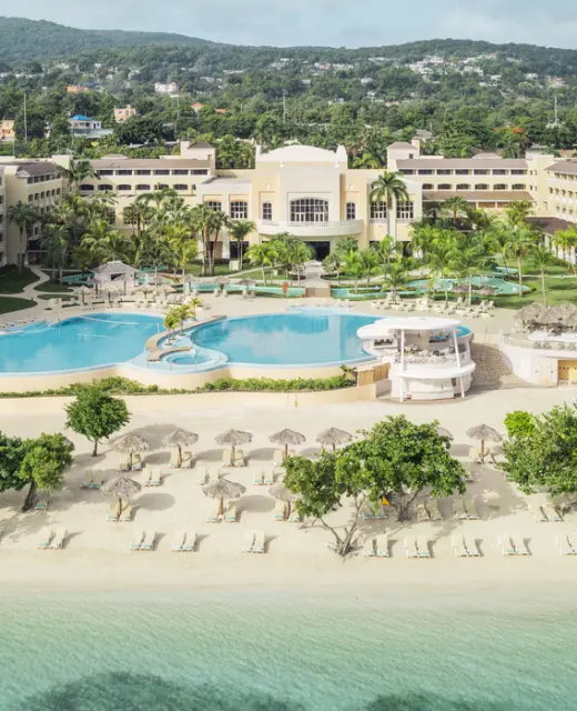 Iberostar Waves Rose Hall Beach resort