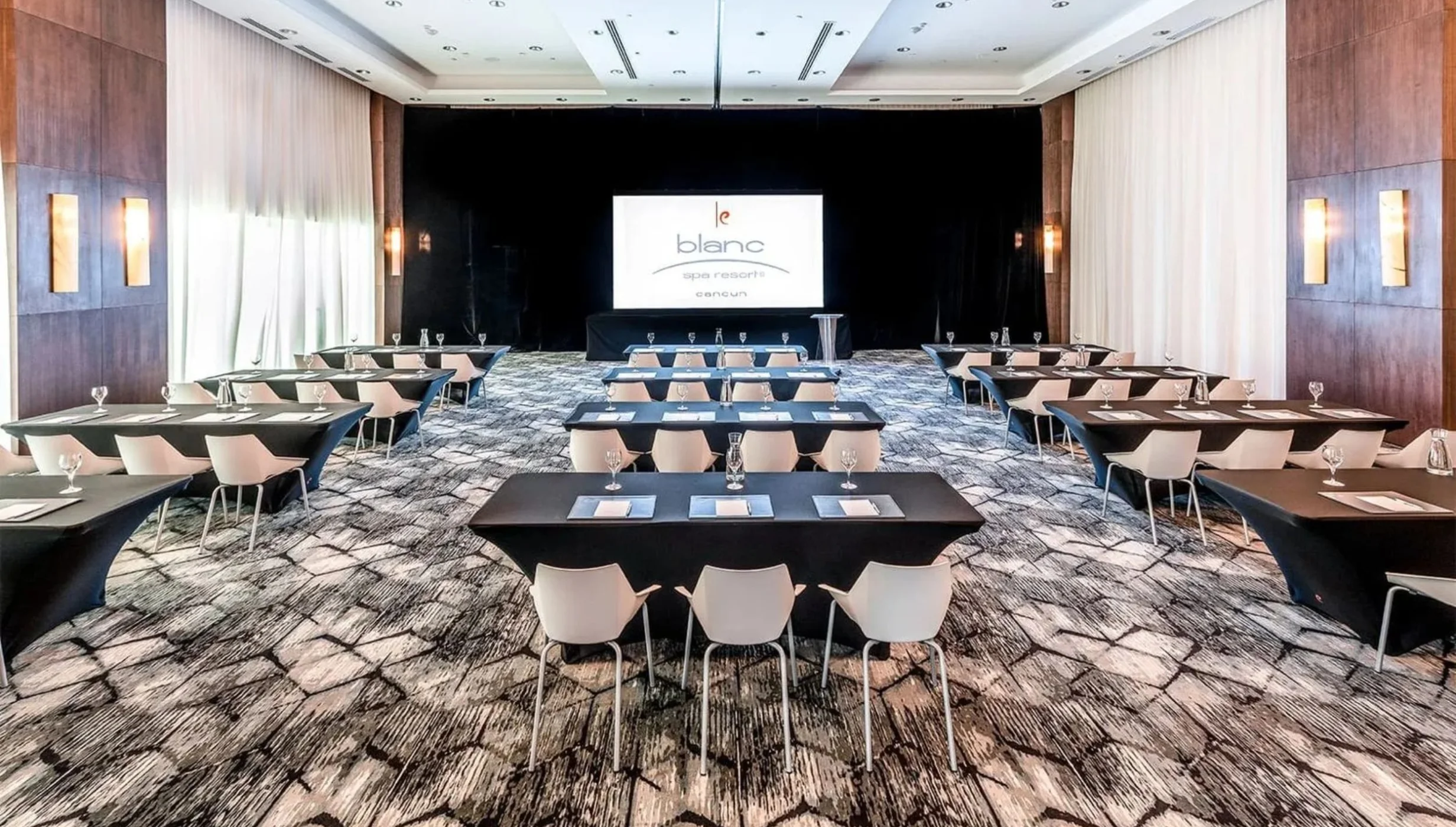 blanc breeze ballroom at Le Blanc Spa Resort Cancun