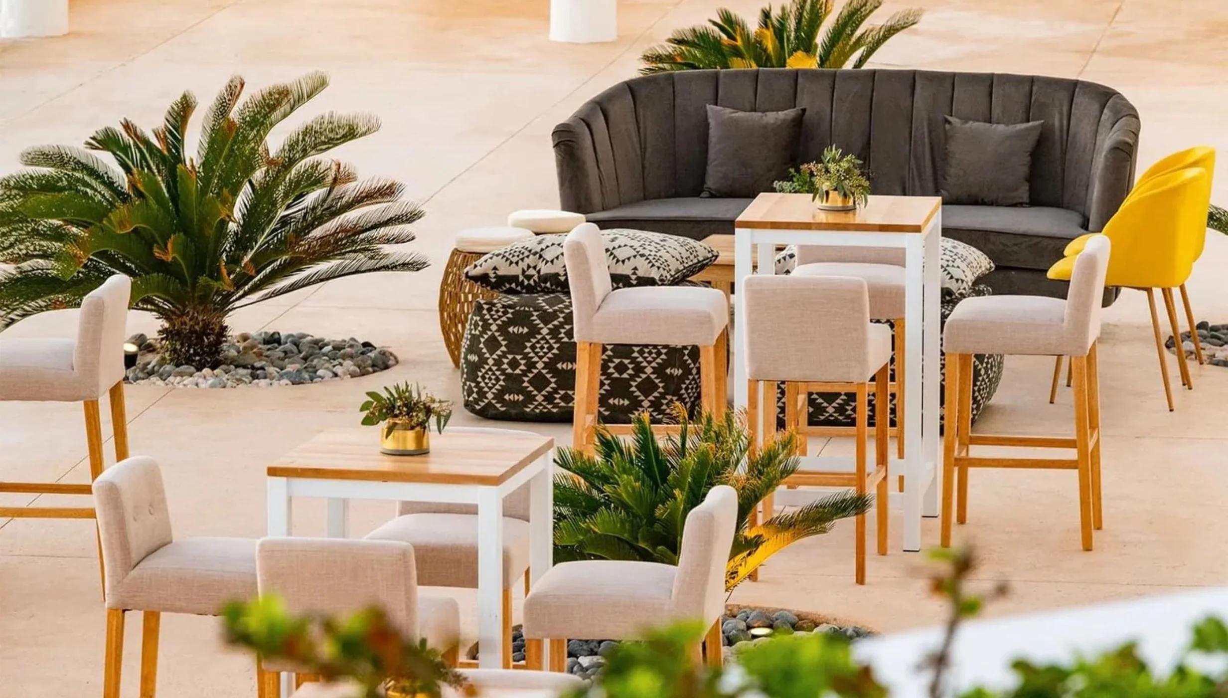 blanc sol terrace at Le Blanc Spa Resort Cancun