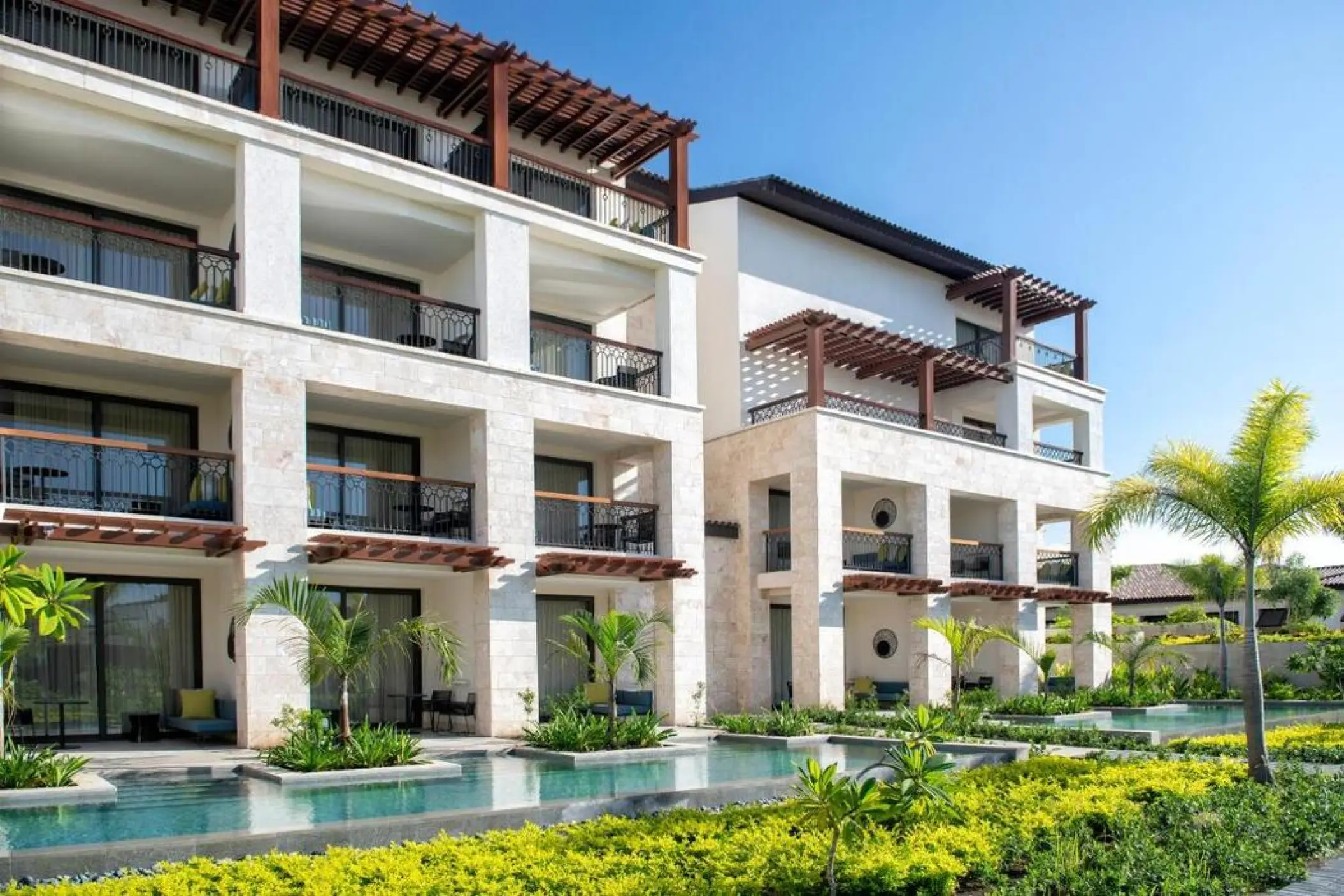 Swim-out suites with private terraces and pools at Lopesan Costa Bavaro, Punta Cana