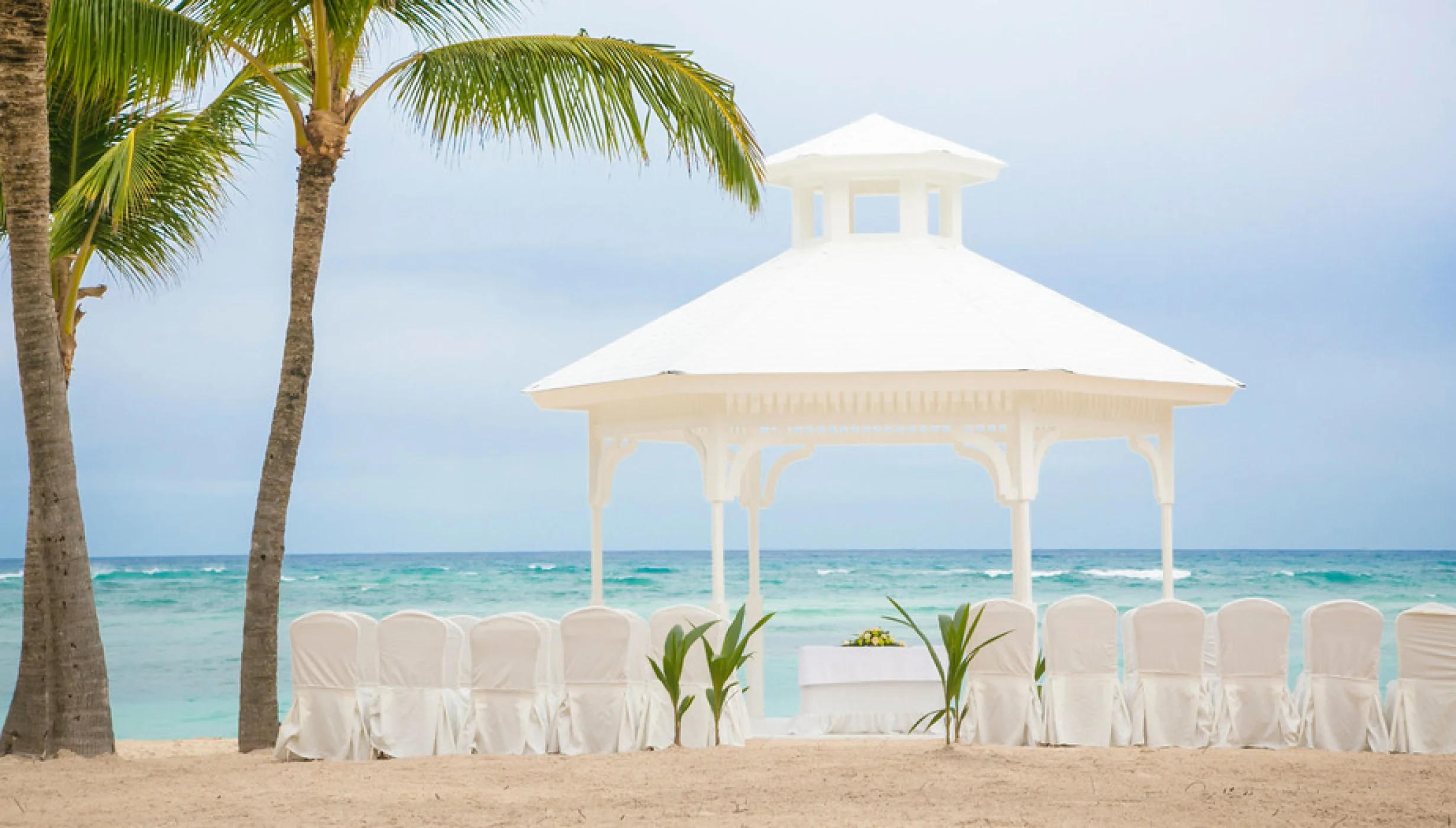 beach gazebo venue at Majestic Colonial Punta Cana