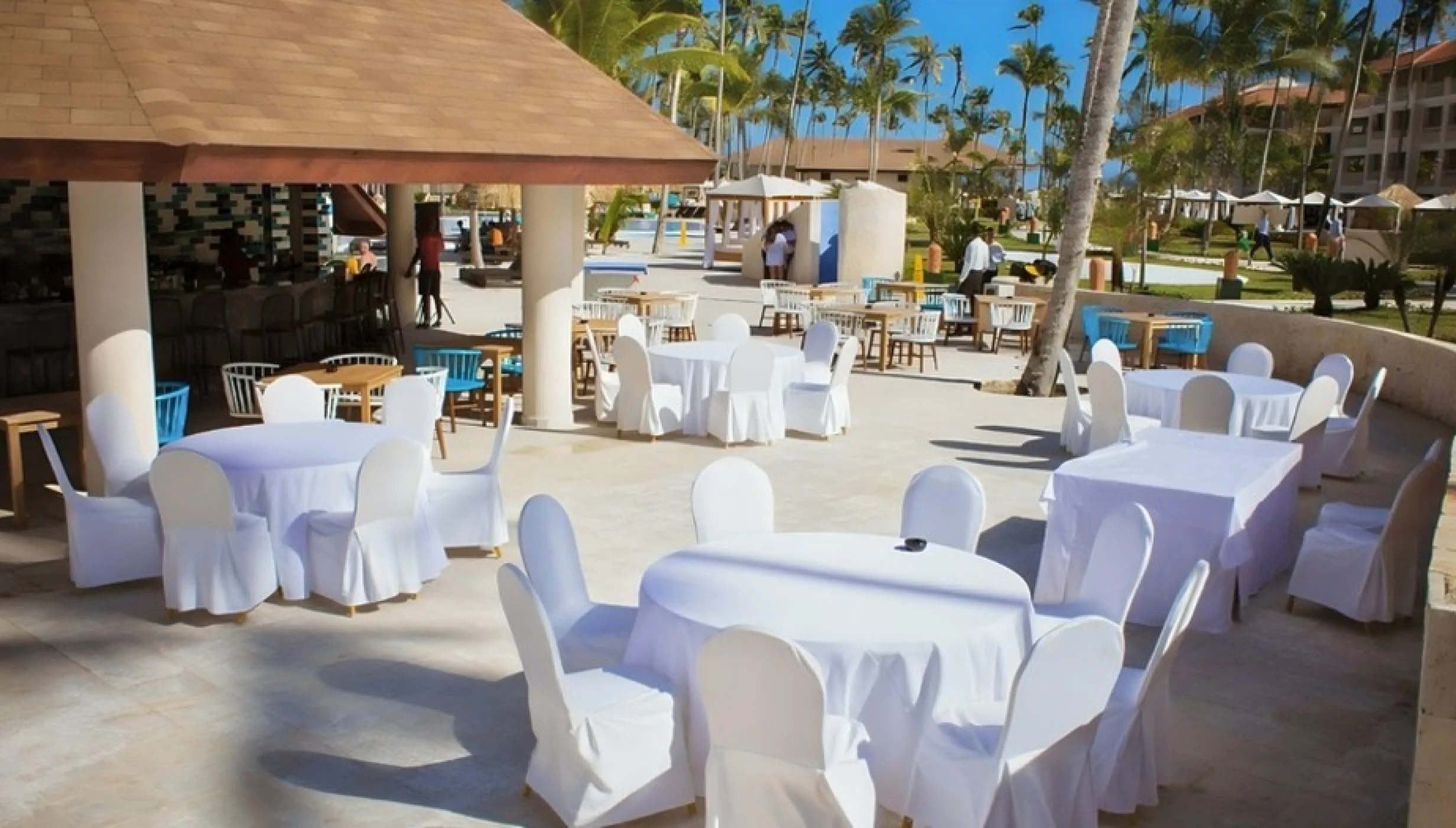 wet bar venue at Majestic Colonial Punta Cana