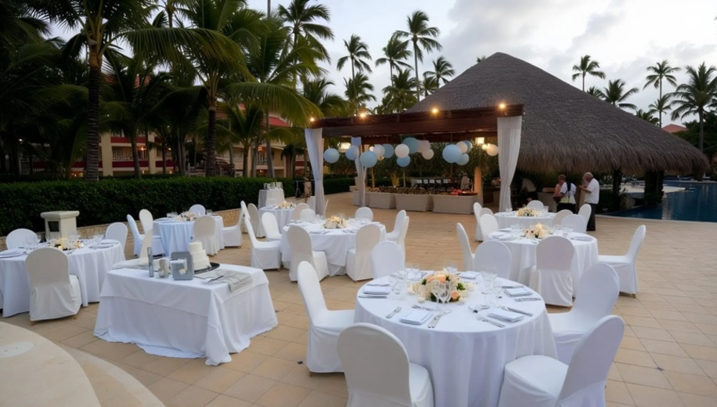 wet bar venue at Majestic Colonial Punta Cana